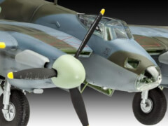 REVELL 03923 Modellbausatz C117 Mosquito Bomber Mk.IV 1:48, ab 14 Jahre